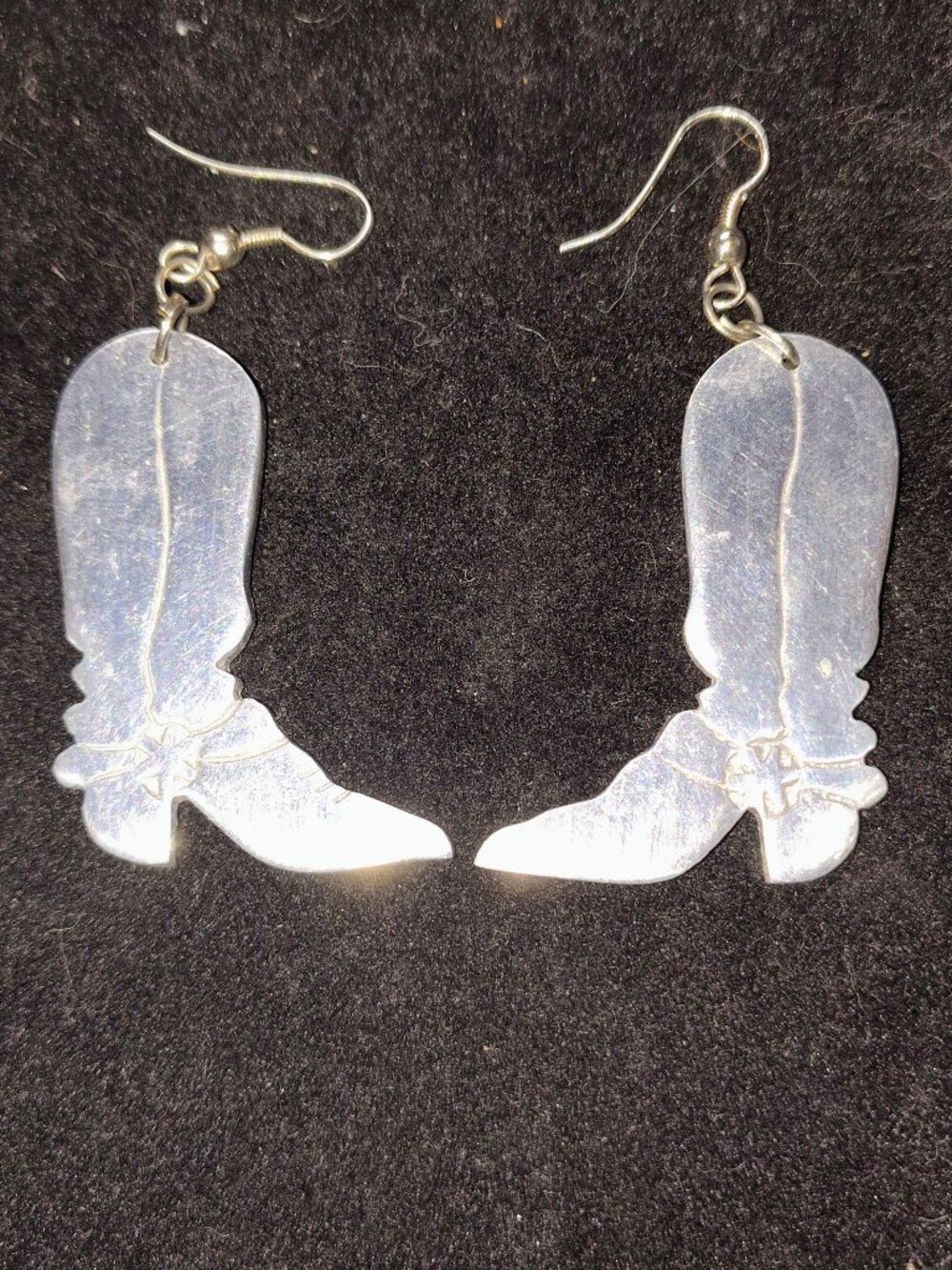 Vintage Western Cowboy Boot Dangle Earrings – Silver‑Tone Rodeo Style – 2” Charm